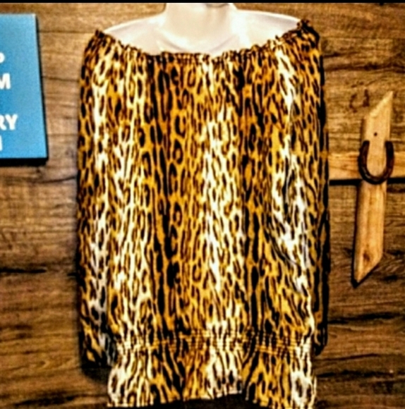 Michael Kors Top Size L Off Shoulder Smocked Waist - Picture 4 of 9